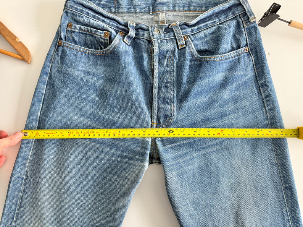 W30 L30 vintage Levis 501 29/30” measured dark faded blue 80sUSA Levi’s 501s