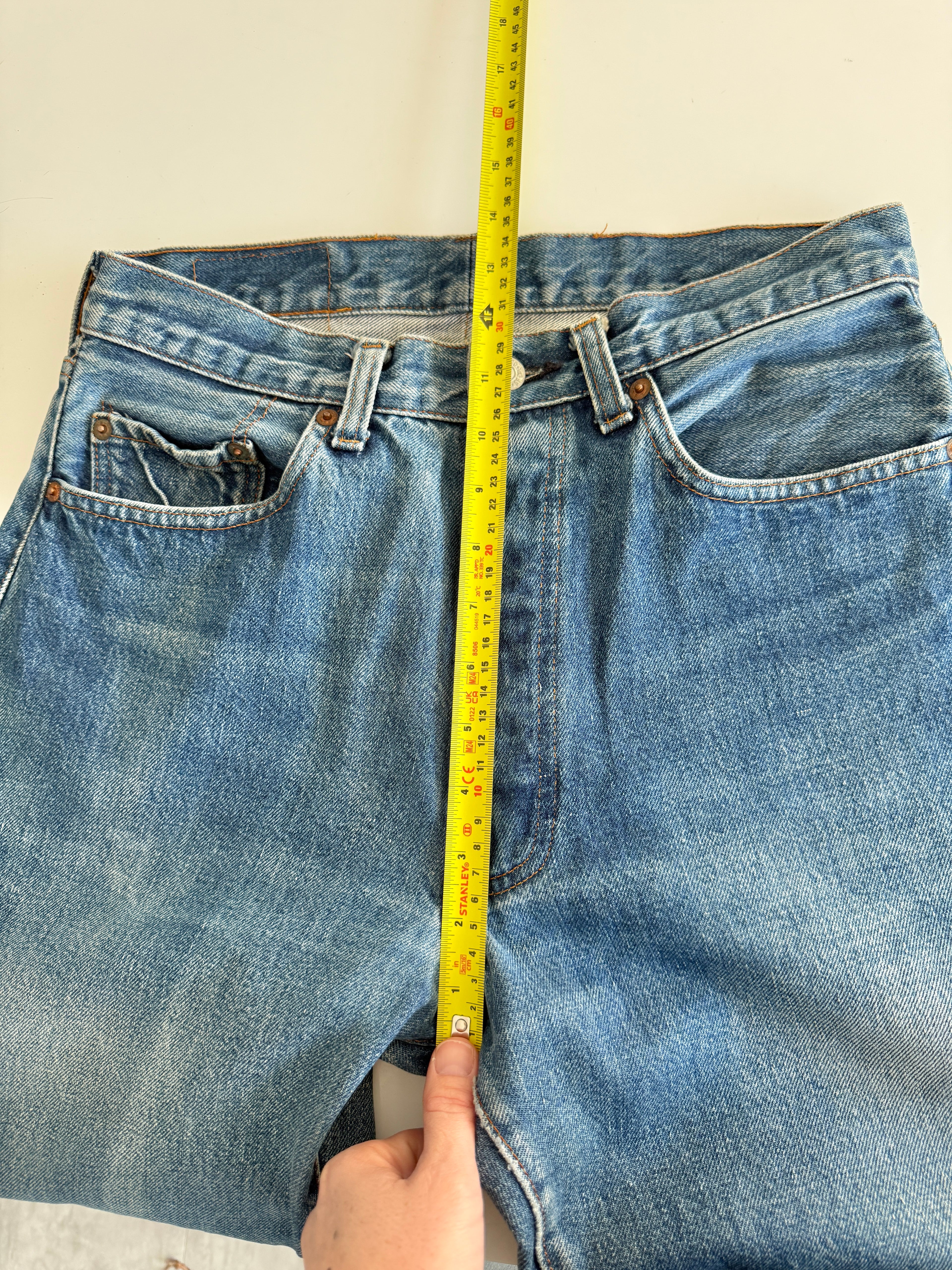 Soft W29 L36 vintage Levis 501 28-29” measured selvedge red line USA dark faded blue made in 80s