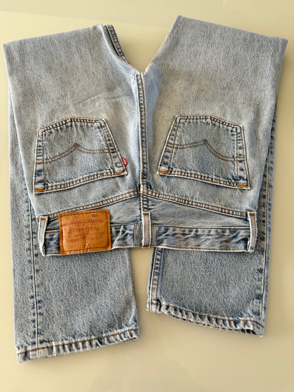 W25 L31 vintage Levis 501 25” measured light medium blue 90s Levi’s 501s USA re done