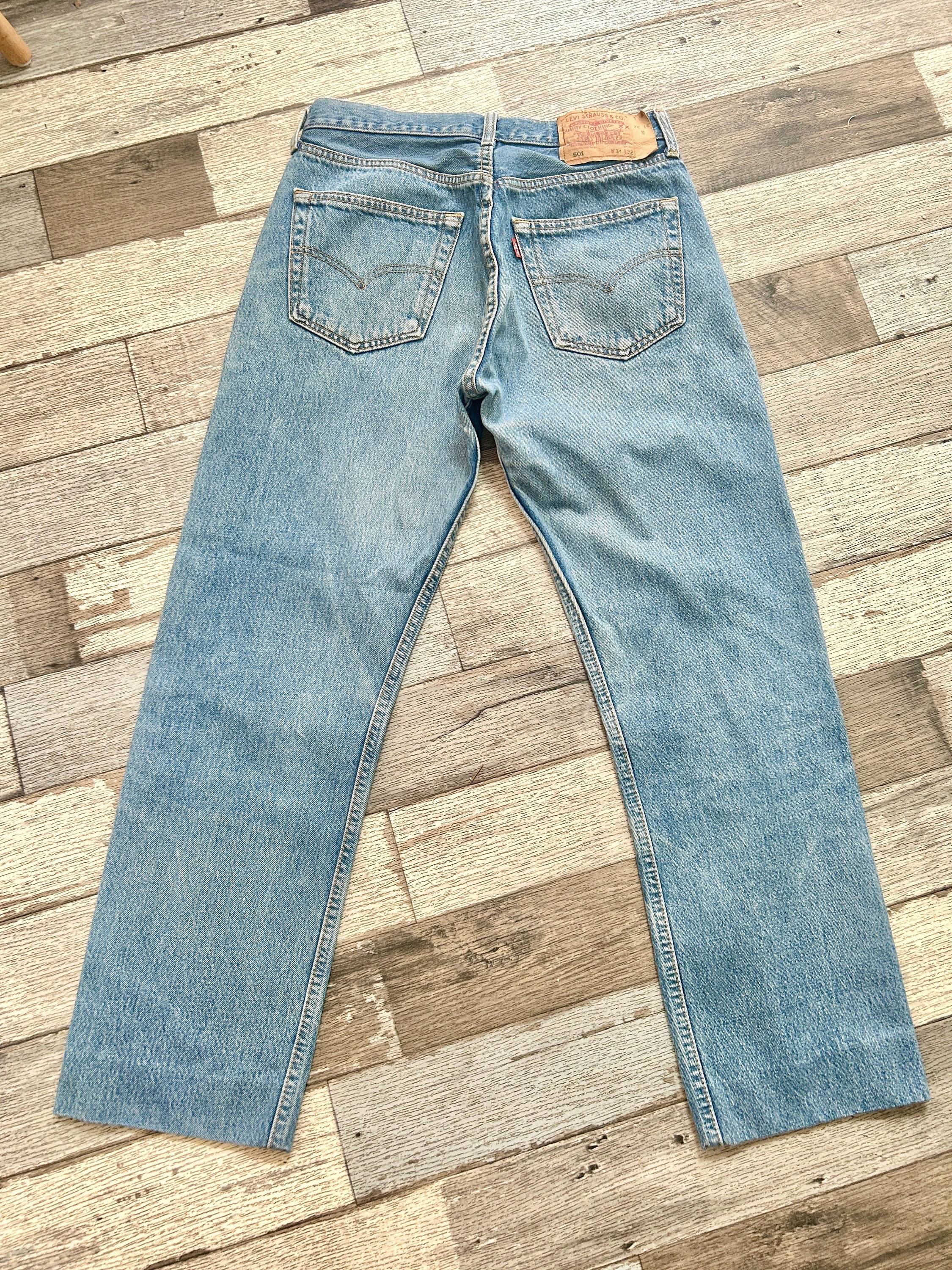 Levi’s 501 jeans w29 L27 faded denim vintage Levi’s 501s straight leg vintage levis 501 jeans