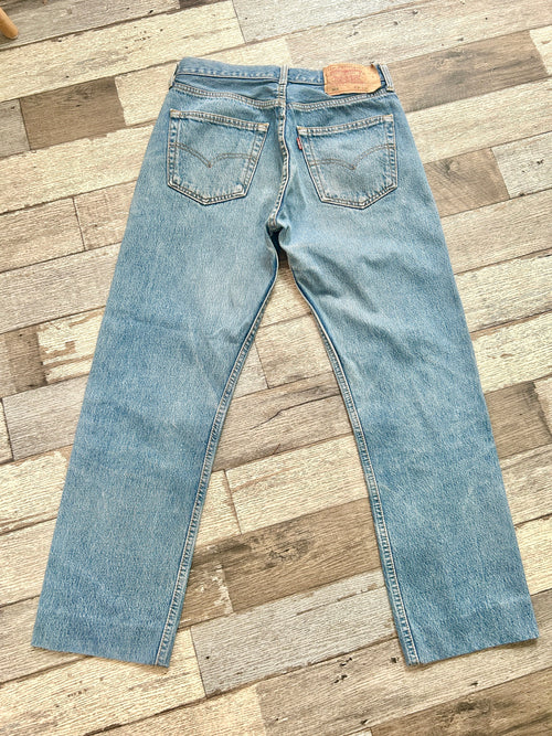 Levi’s 501 jeans w29 L27 faded denim vintage Levi’s 501s straight leg vintage levis 501 jeans