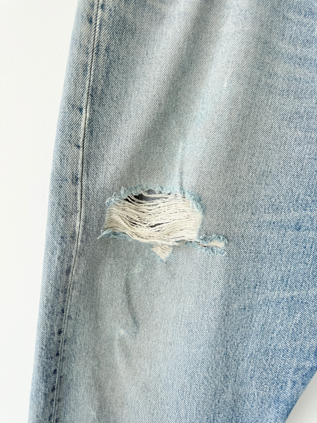 W38 L32 vintage Levis 501s 37/38” measured medium light medium fade denim Levi’s 501s 80s USA