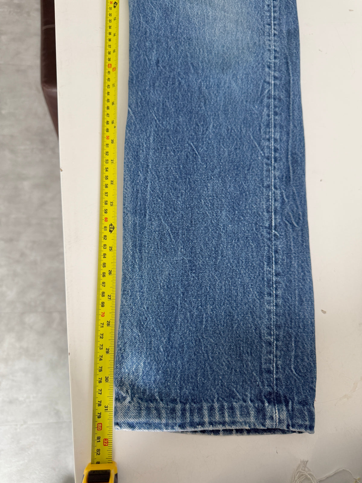 W31 L31 vintage Levis 501s 30/31” measured medium dark blue faded  early 90s 501s USA