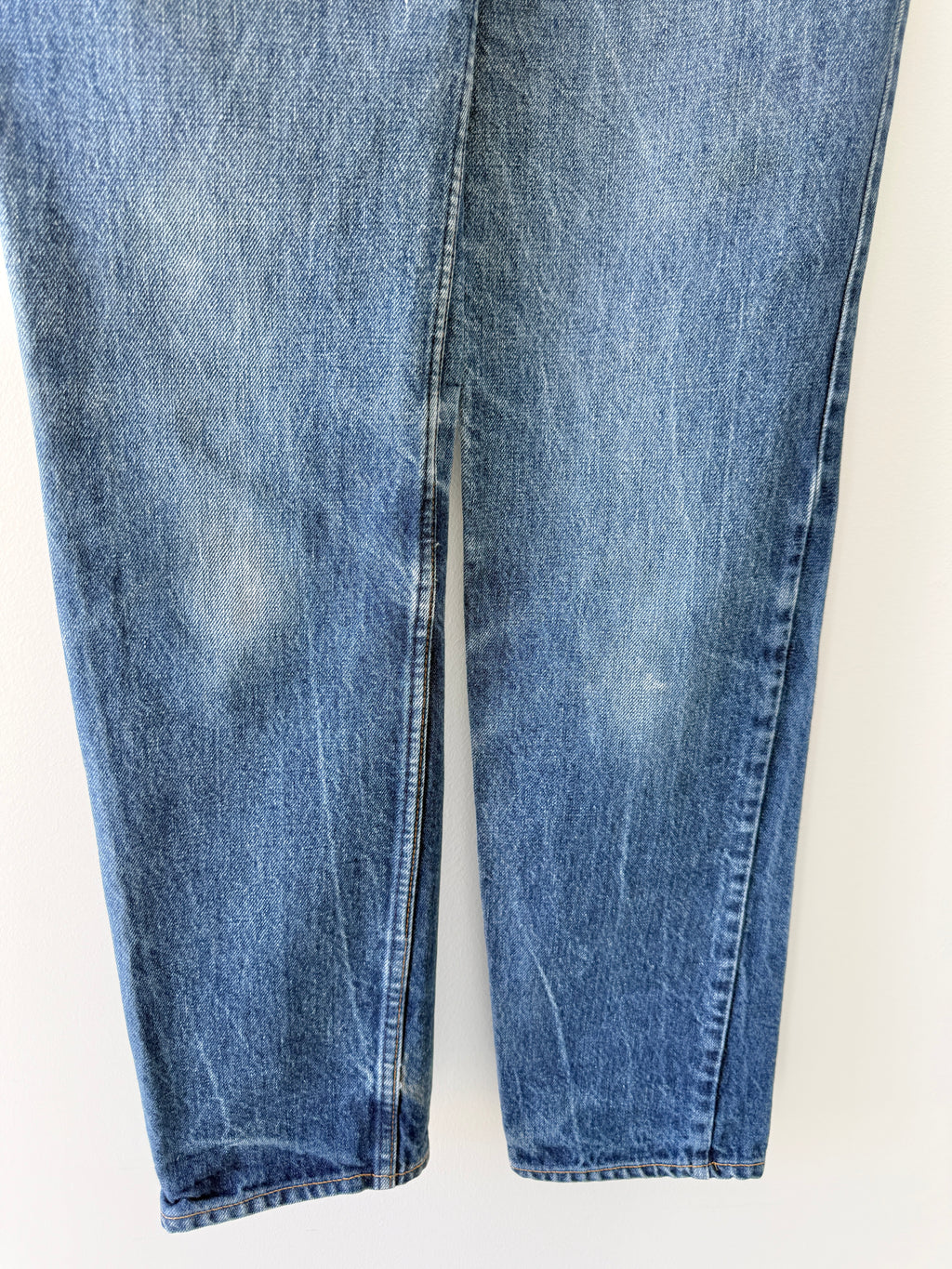 W27 L30 vintage Levis 631 26-27” measured dark faded blue denim orange tab 80/90s Levi’s 631s