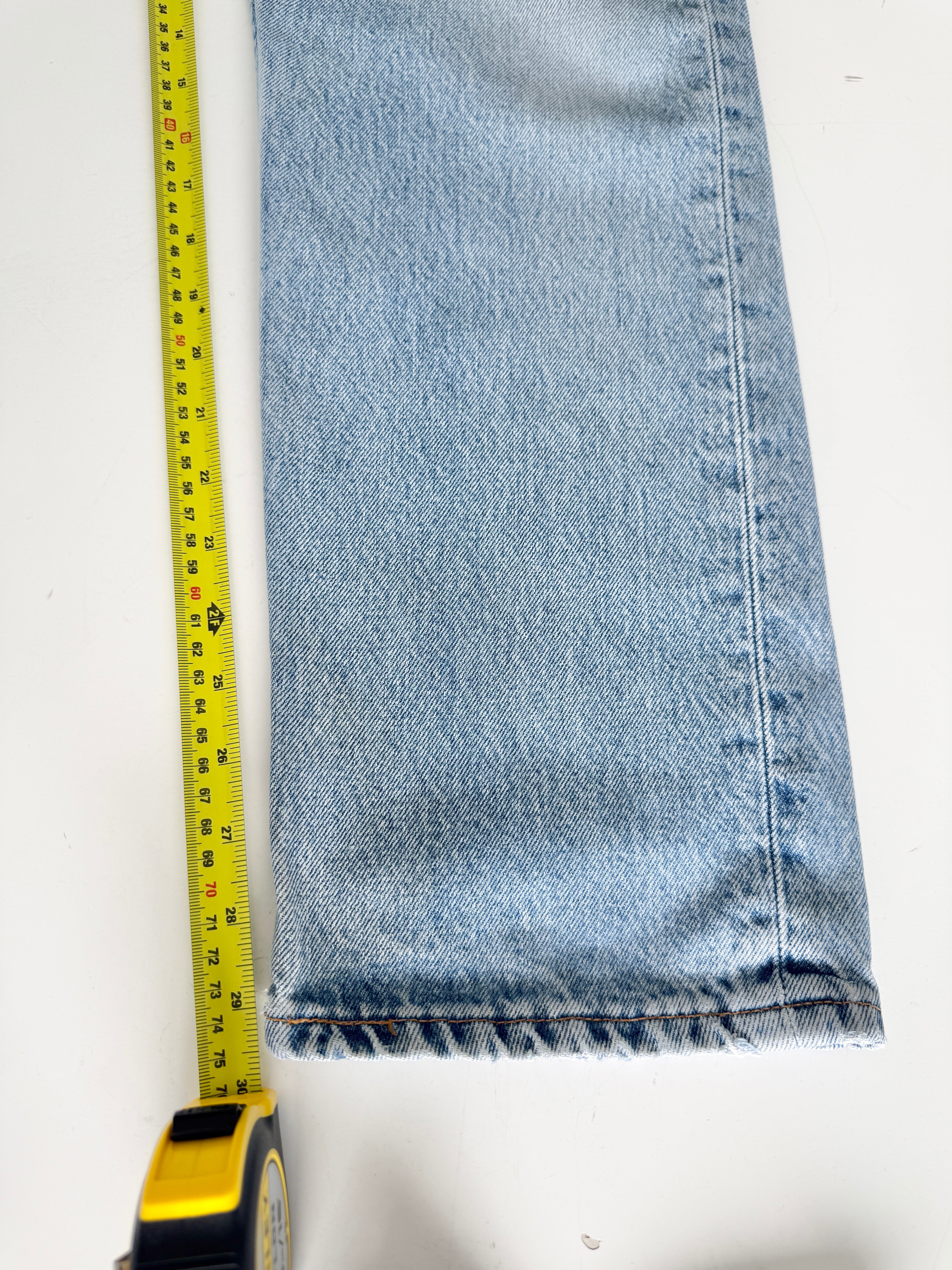 W29 L29 vintage Levis 501 29” light blue Levi’s 501s Y2K