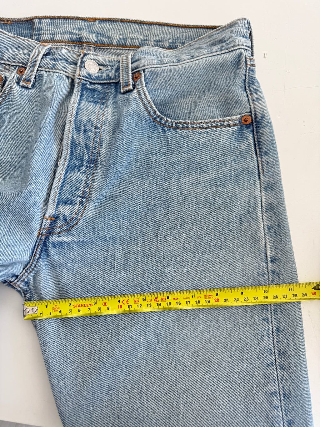 W29 L30 vintage Levis 501 28-29”measured light blue 90s USA 501s