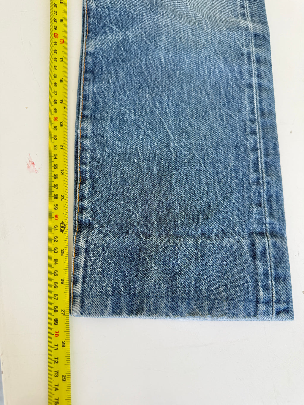 W27 L27 vintage Levis 501 26/27” measured waist dark faded blue 501s 80s
