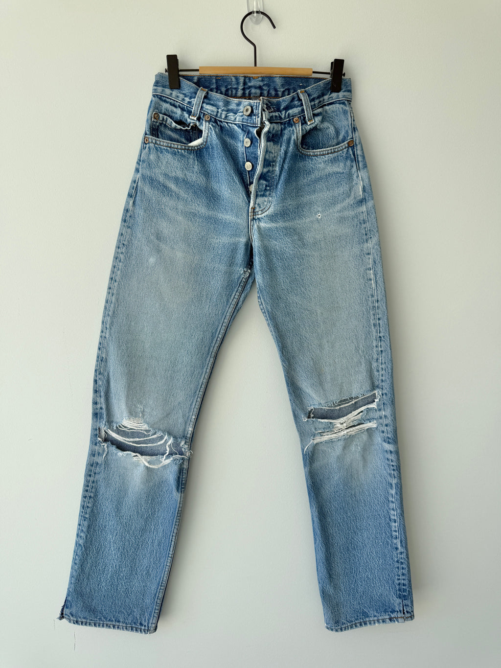 Distressed W26 L30 vintage Levis 701 0117 25/26” measured waist dark faded 80s 701 0117