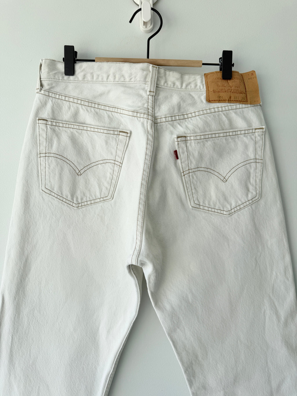 W31 L30 vintage Levis 501 30/31” measured white denim 90s Levi’s 501s