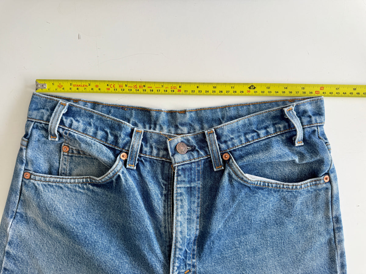 W32 L28 vintage Levis 517 faded medium blue 32” measured waist 517s 80s USA