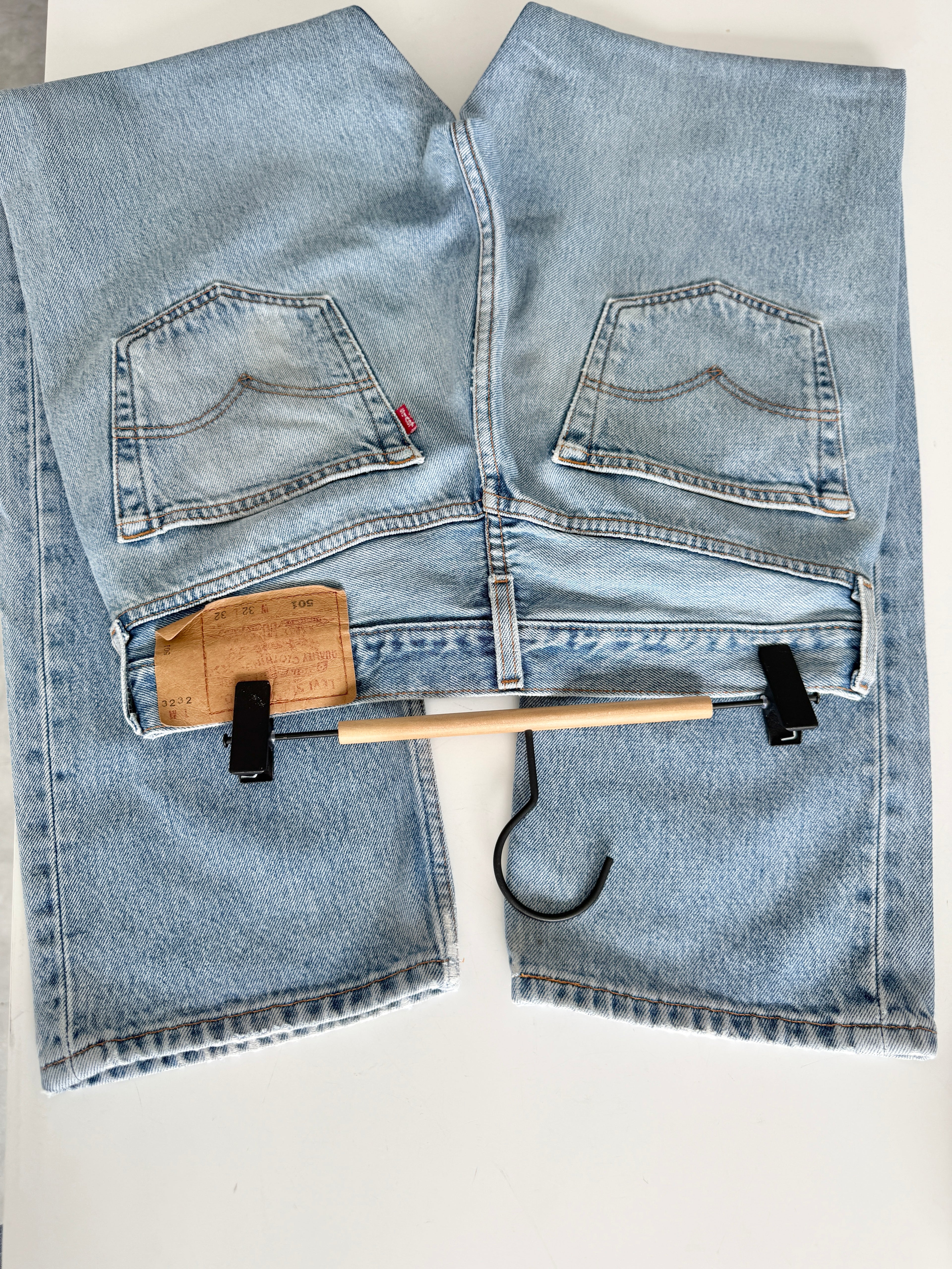 Soft W30 L31 vintage Levis 501 29/30” light blue faded Levi’s 501s Y2K