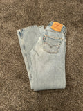 W23 L29 Levis 501 vintage light blue  stone wash faded blue made in USA 90s denim straight leg 501 vintage Levi’s