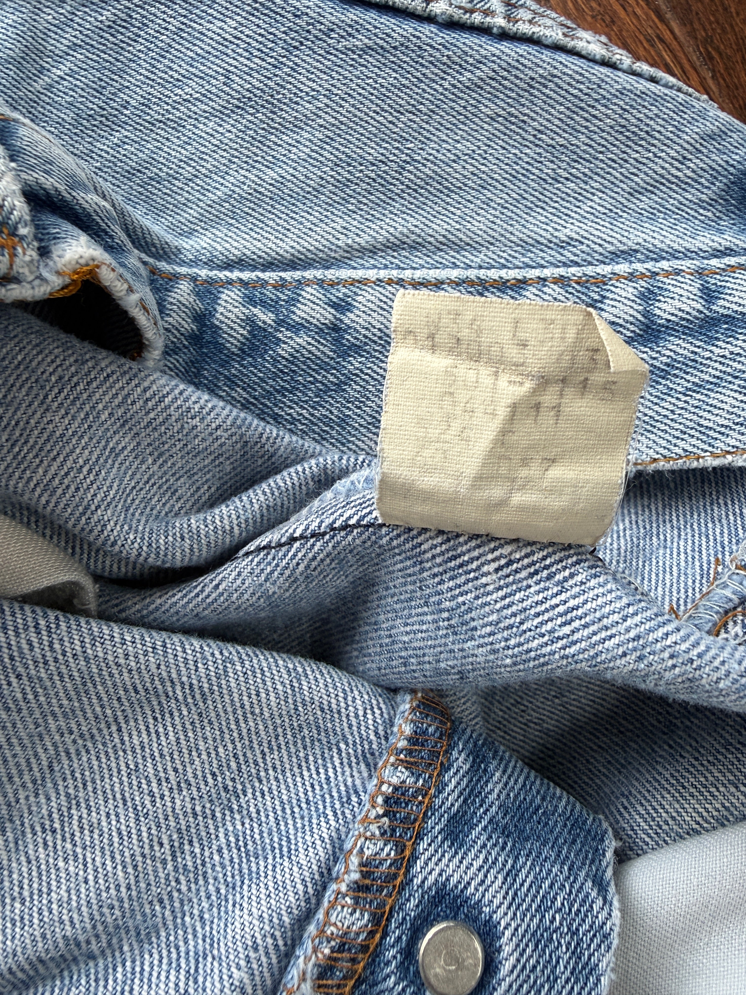 Levis 501 vintage w31 L28 Levi’s faded  blue made in USA 80s straight leg Levi’s 501 vintage 501  30/31” waist