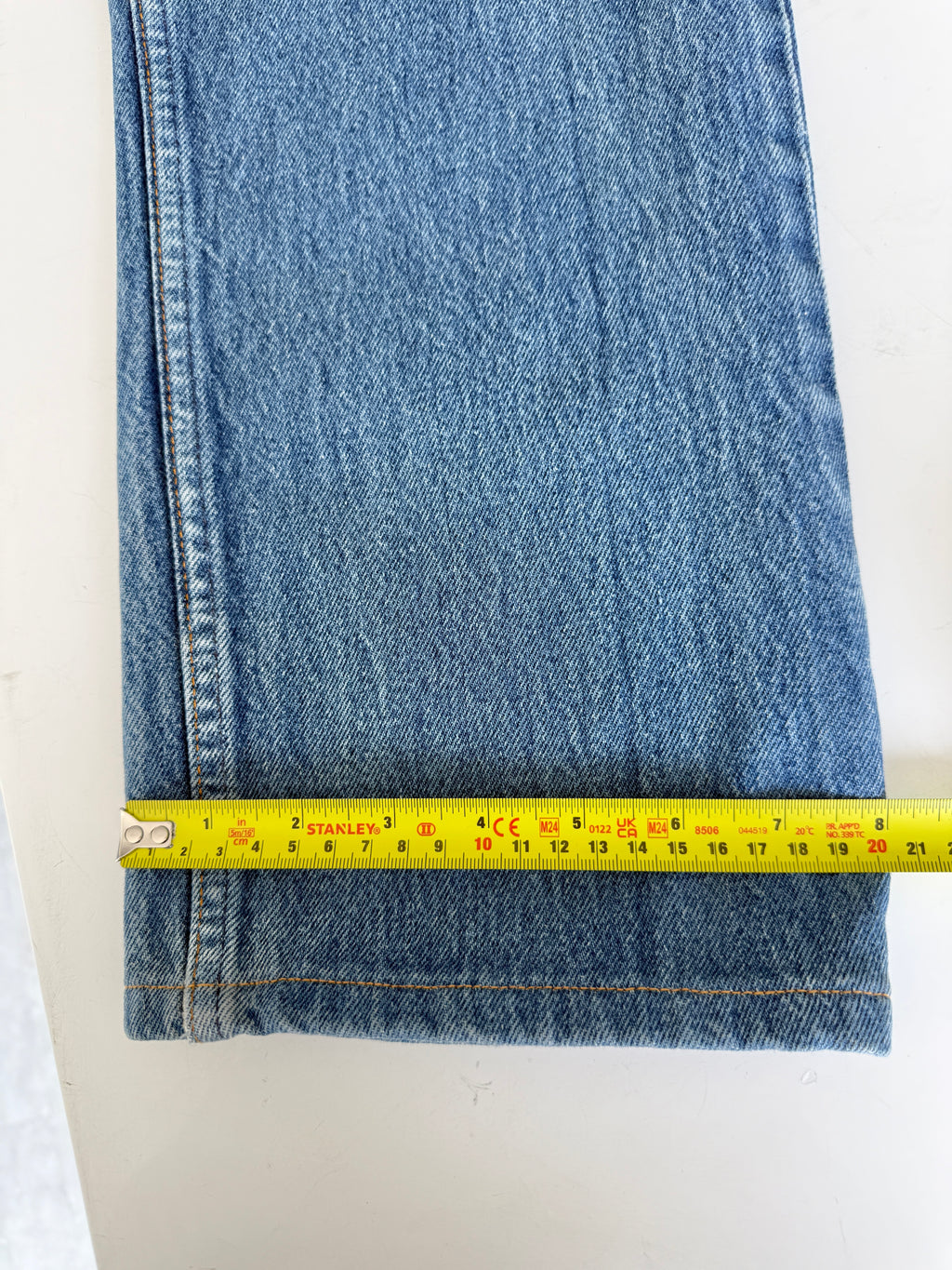 W30 L30 vintage Levis 501 dark faded blue 29/30” measured waist 501s 90s USA