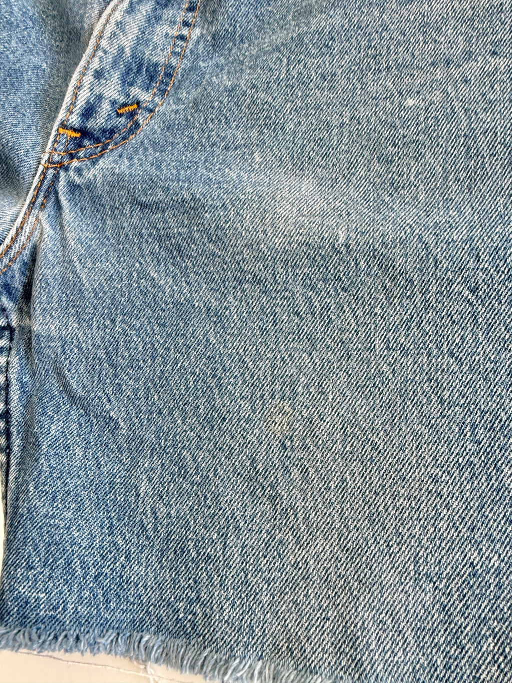 W30 L29 vintage Levis 517 30/31” measured waist medium blue faded  80s 517s shorts