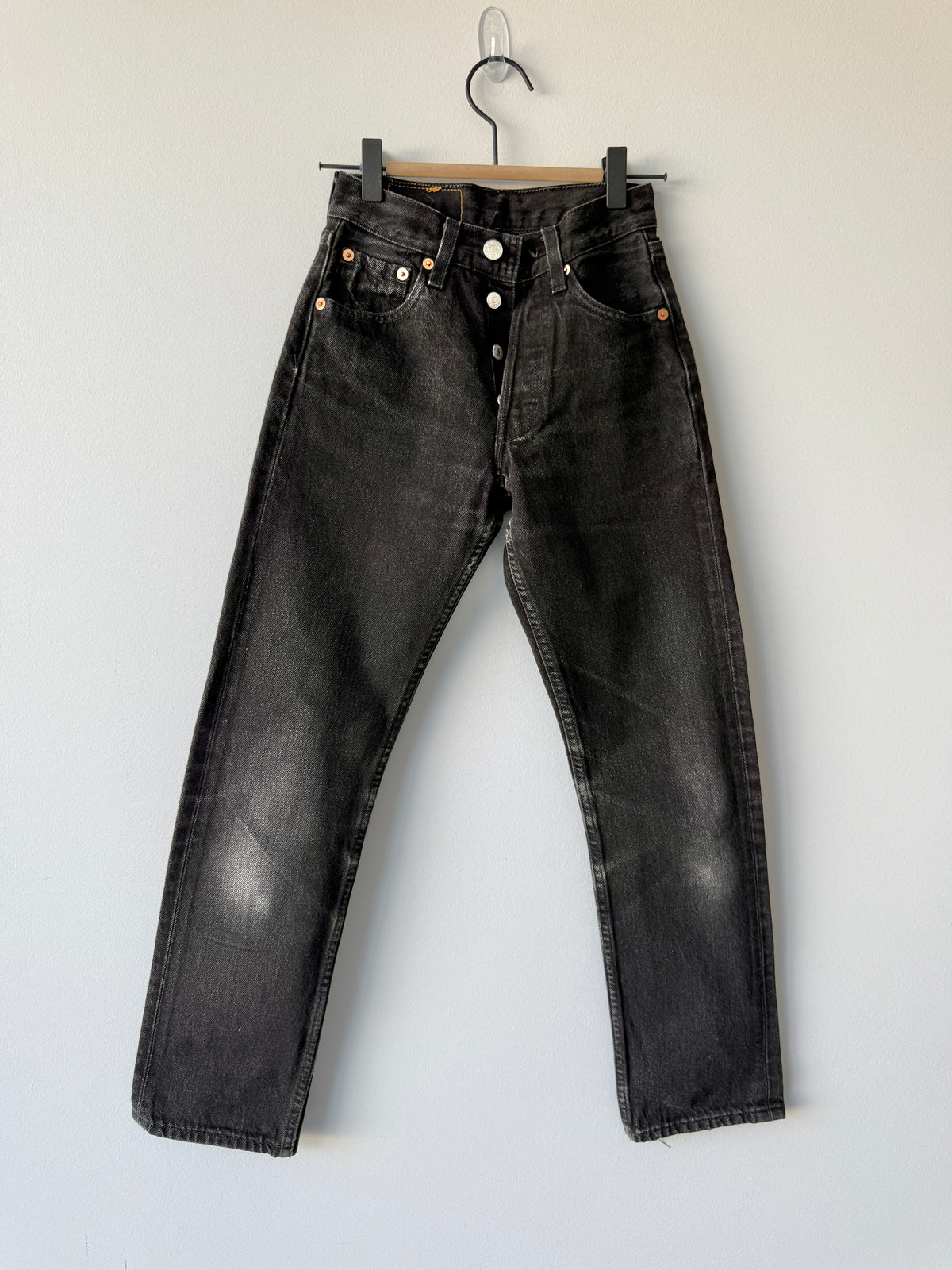 W22 L27 vintage Levis 501s 21/22” measured black fade 501s 90s