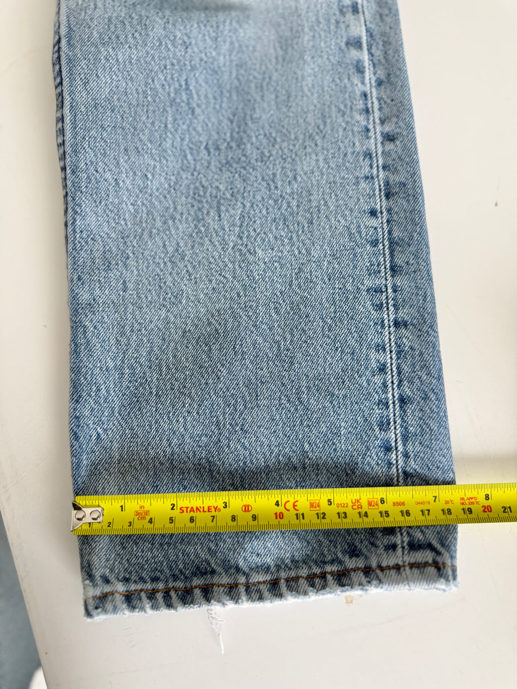 W28 L30 vintage Levis 501 27/28” measured medium light faded blue denim 80/90s Levi’s 501s