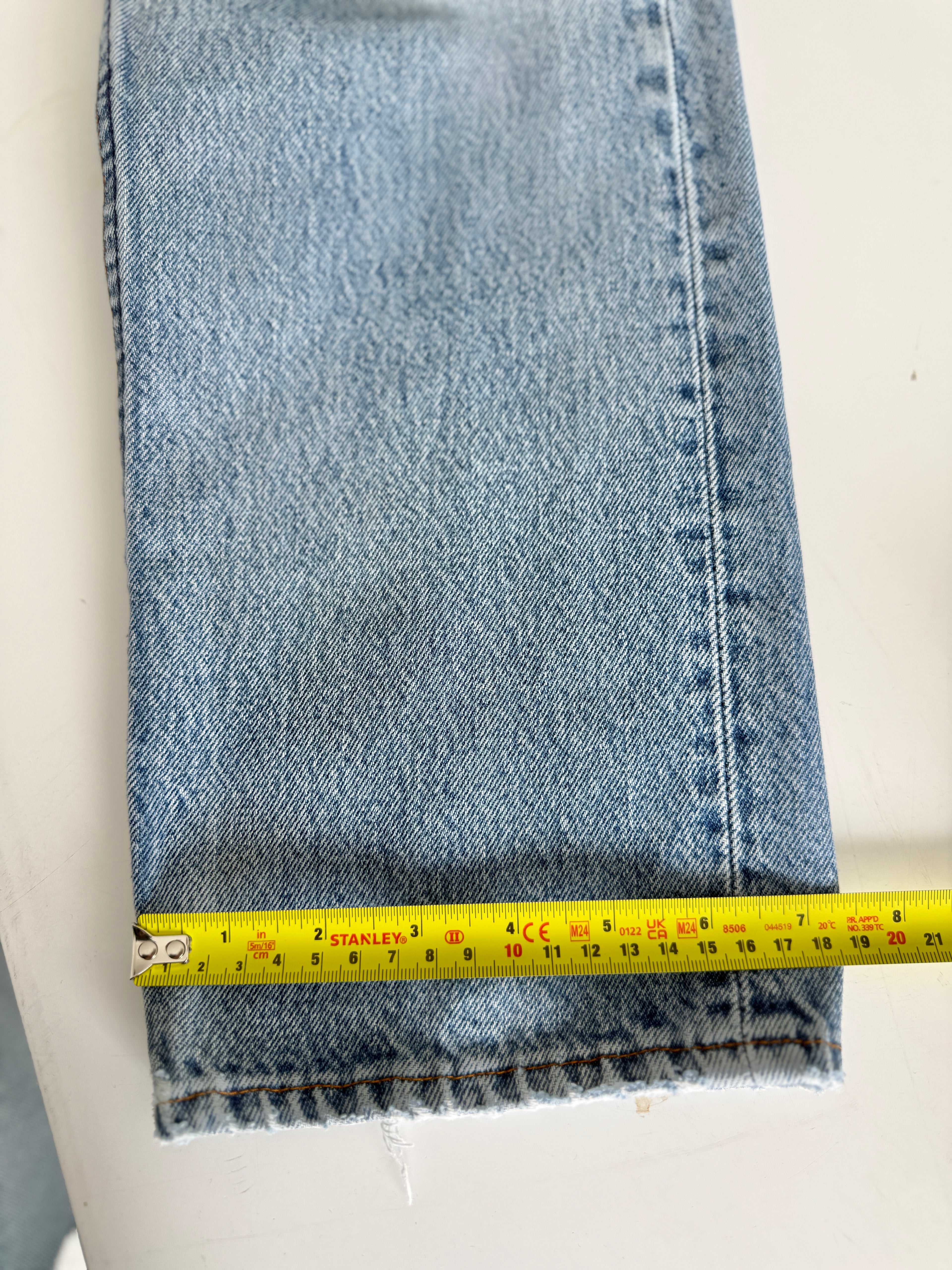 W28 L30 vintage Levis 501 27/28” measured medium light faded blue denim 80/90s Levi’s 501s