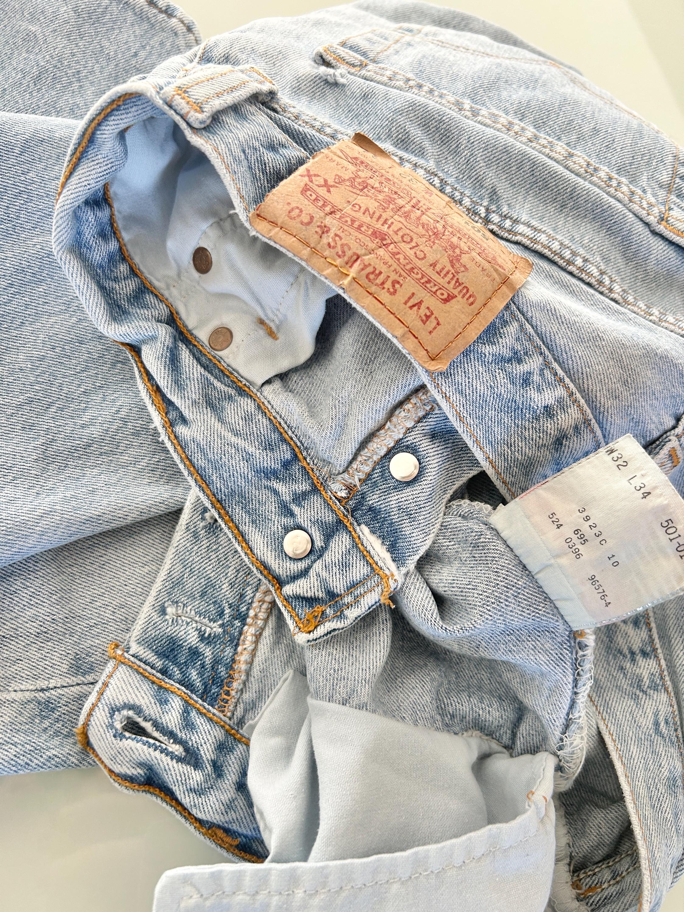 Levis 501 vintage w30 L33 Levi’s light blue fade straight leg USA 90s Levi’s 501 vintage 501  30”29” waist
