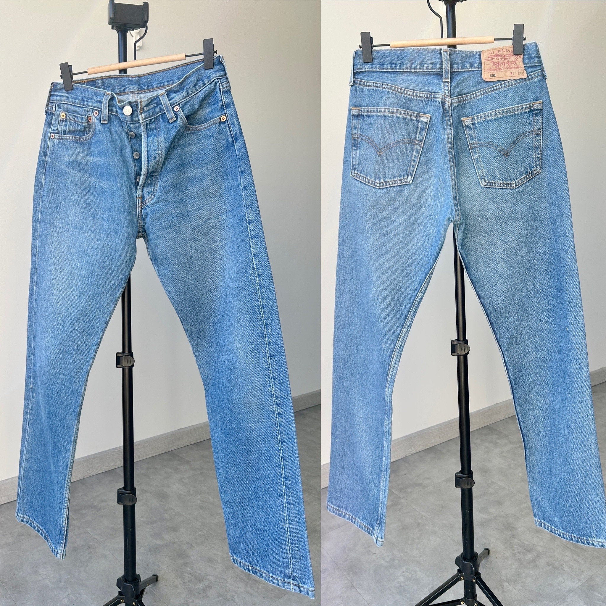 w27 L29 Levis 501 jeans medium blue denim 90s vintage Levi’s 501s blue 501s