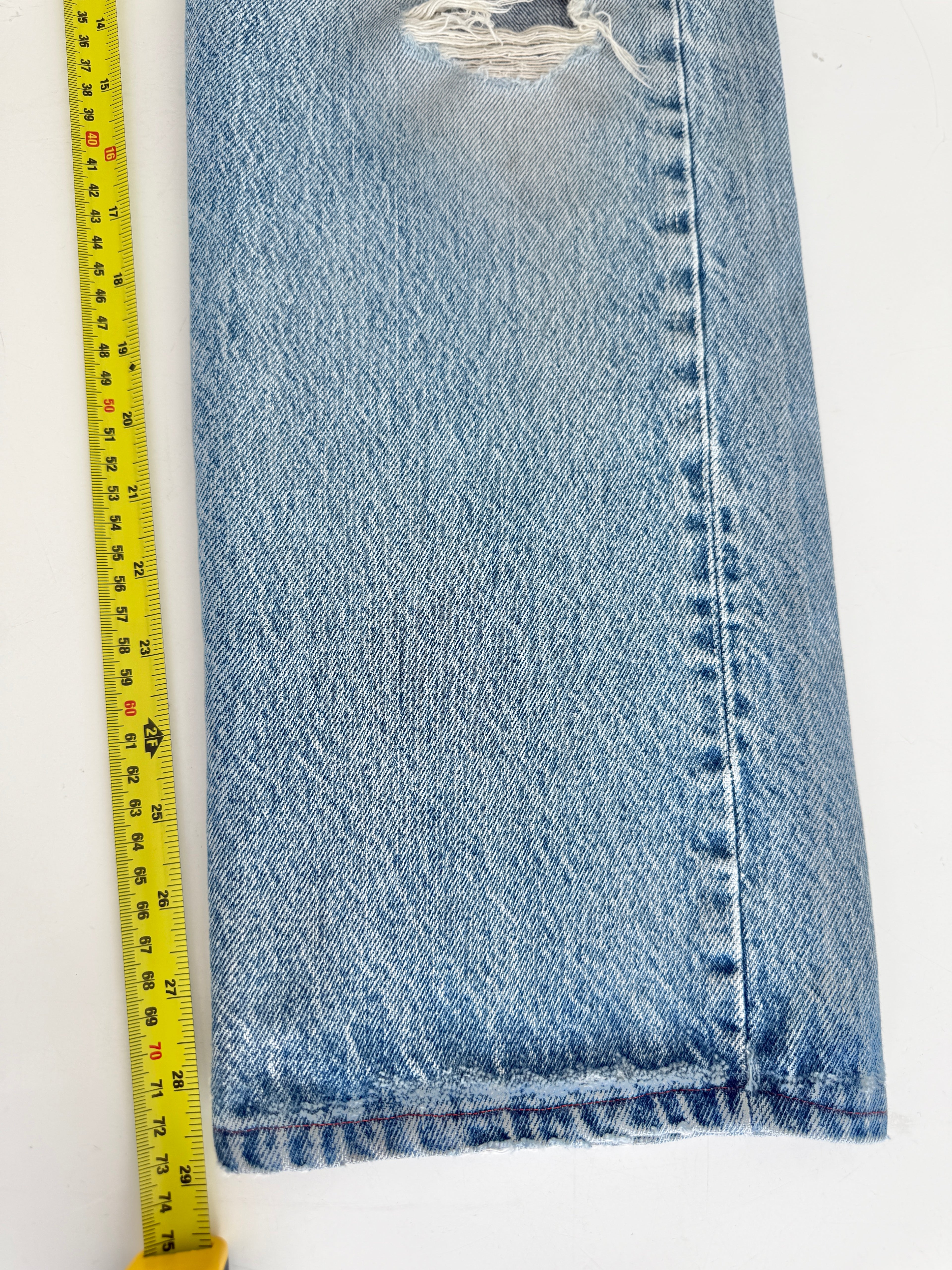 W31 L29 vintage Levis 501s 30/31” medium light blue denim Levi’s 501s 80s USA