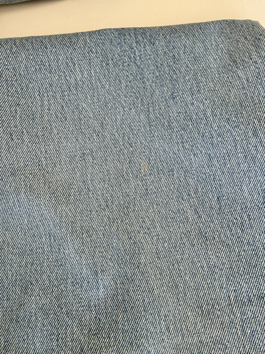 W33 L32 vintage Levis 501 32/33” measured waist medium blue 90s USA  501s