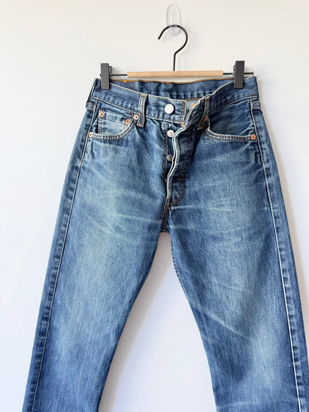 W27 L30 vintage Levis 501 dark blue 25/27” measured waist Y2K levis 501s