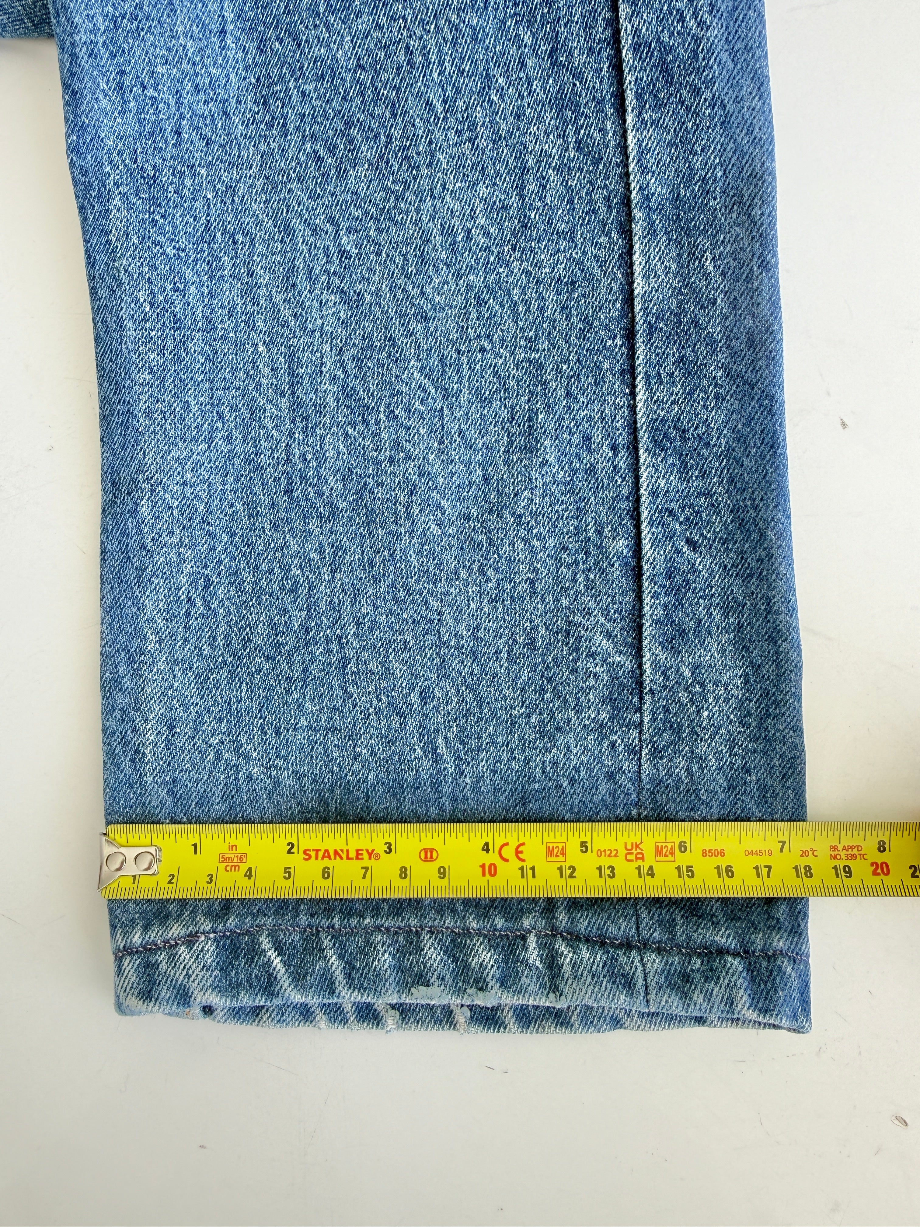 W27 L29 vintage Levis 501s 26/27” darker faded blue Levi’s 501s faded whiskers