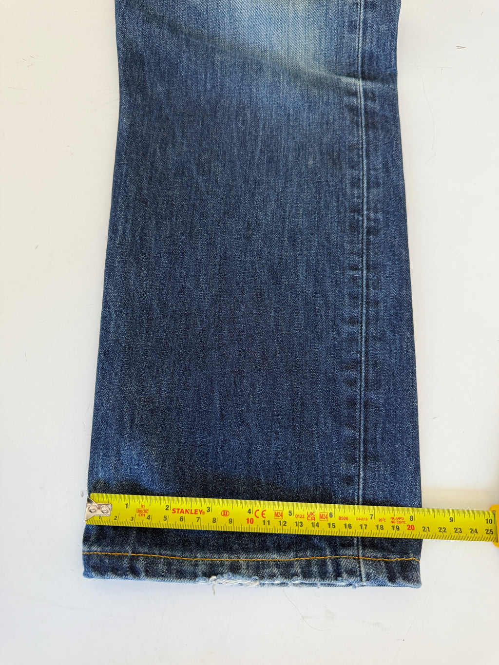 W32 L28 vintage Levis 501s 31/32” measured dark fade blue faded Y2K 501s