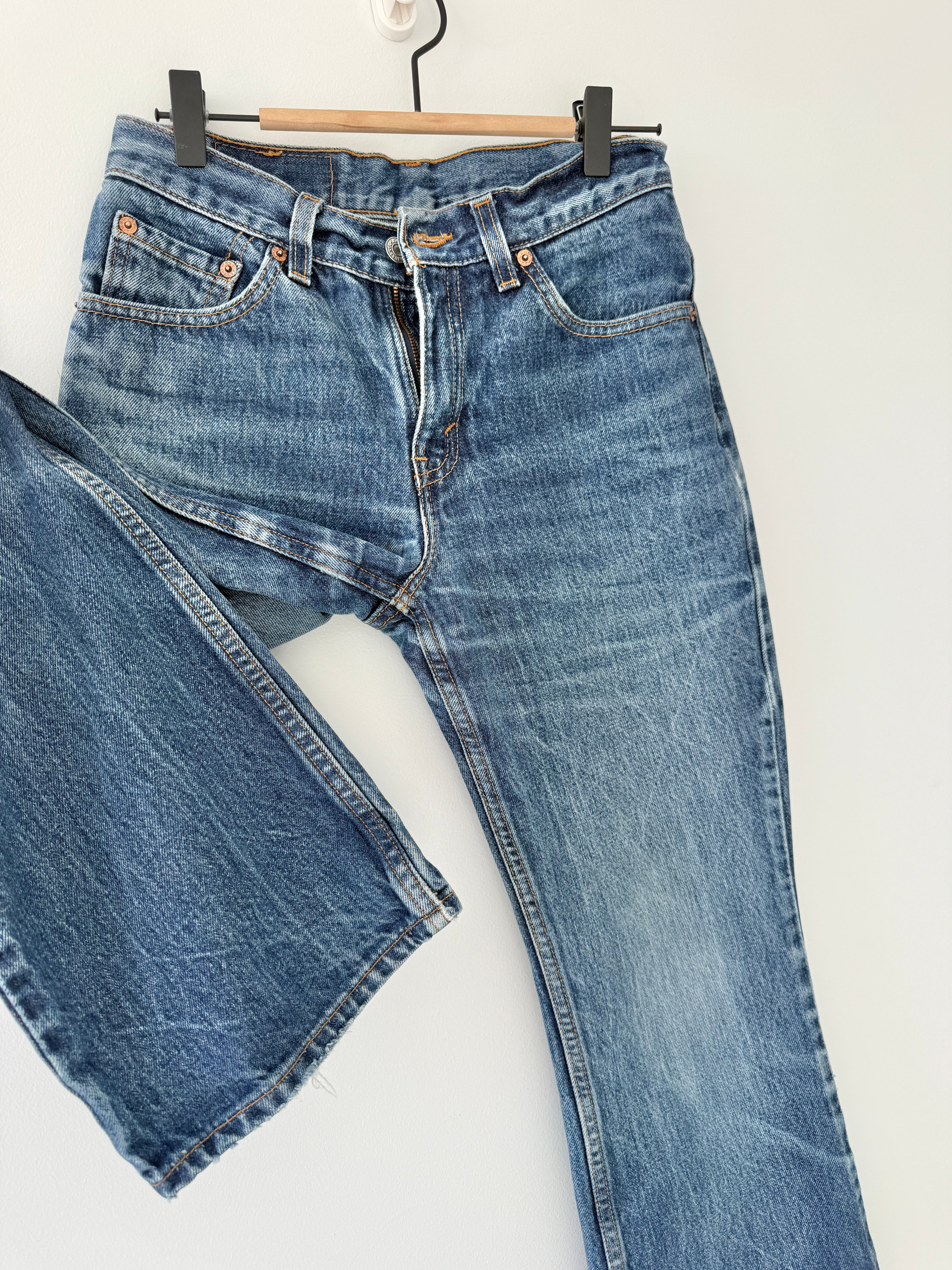 W25 L29 vintage Levis 517 24-25”” measured dark faded blue 90s USA 517s