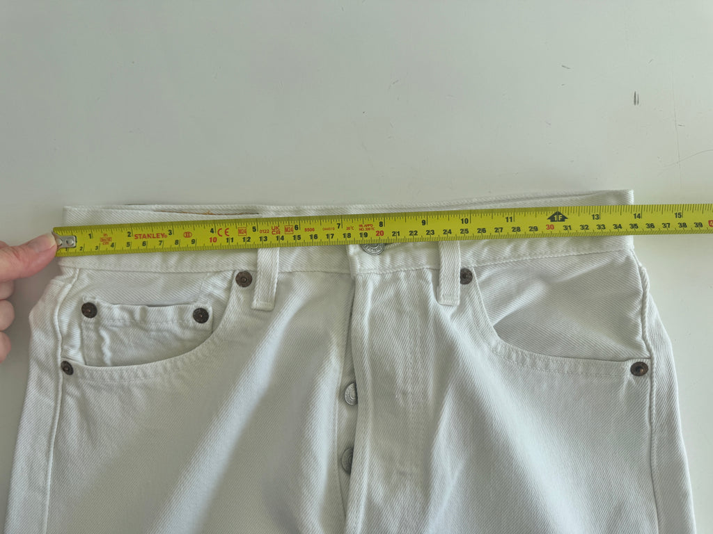 W27 L31 vintage Levis 501 26/27” measured waist white 501s 90s USA denim