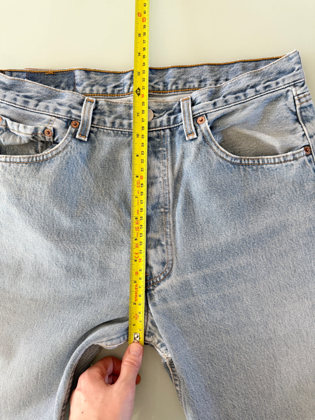 W31 L31 vintage Levis 501 30/31” measured lighter blue 90s USA Levi’s 501s