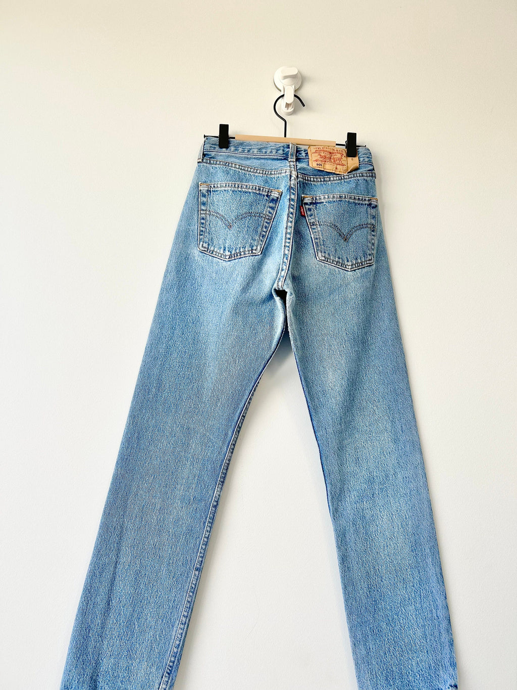 Levis 501 jeans w24 L30 light blue 501 stone wash  blue vintage 501s made in 90s