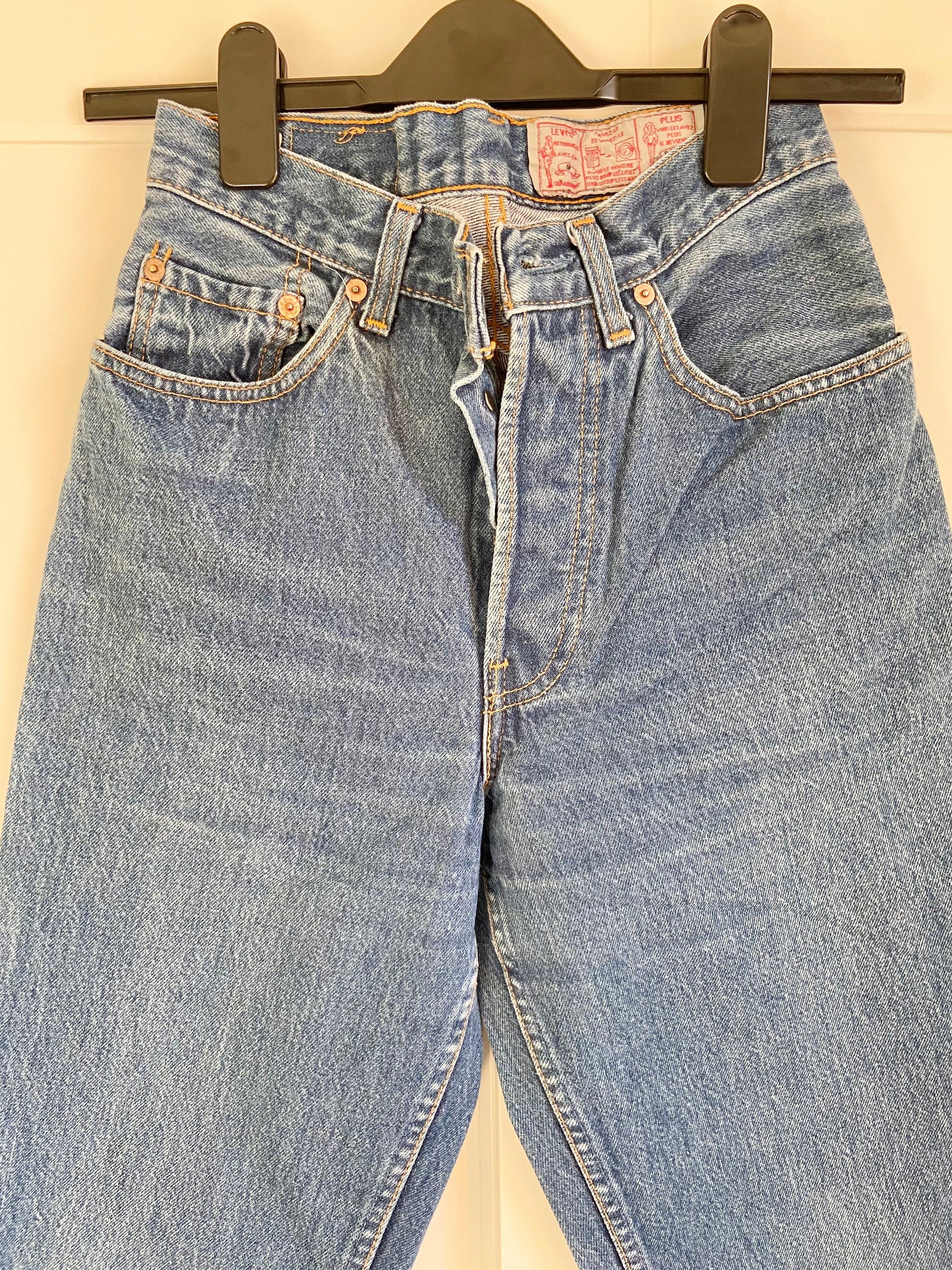 Vintage levis w25” 901 jeans made in USA