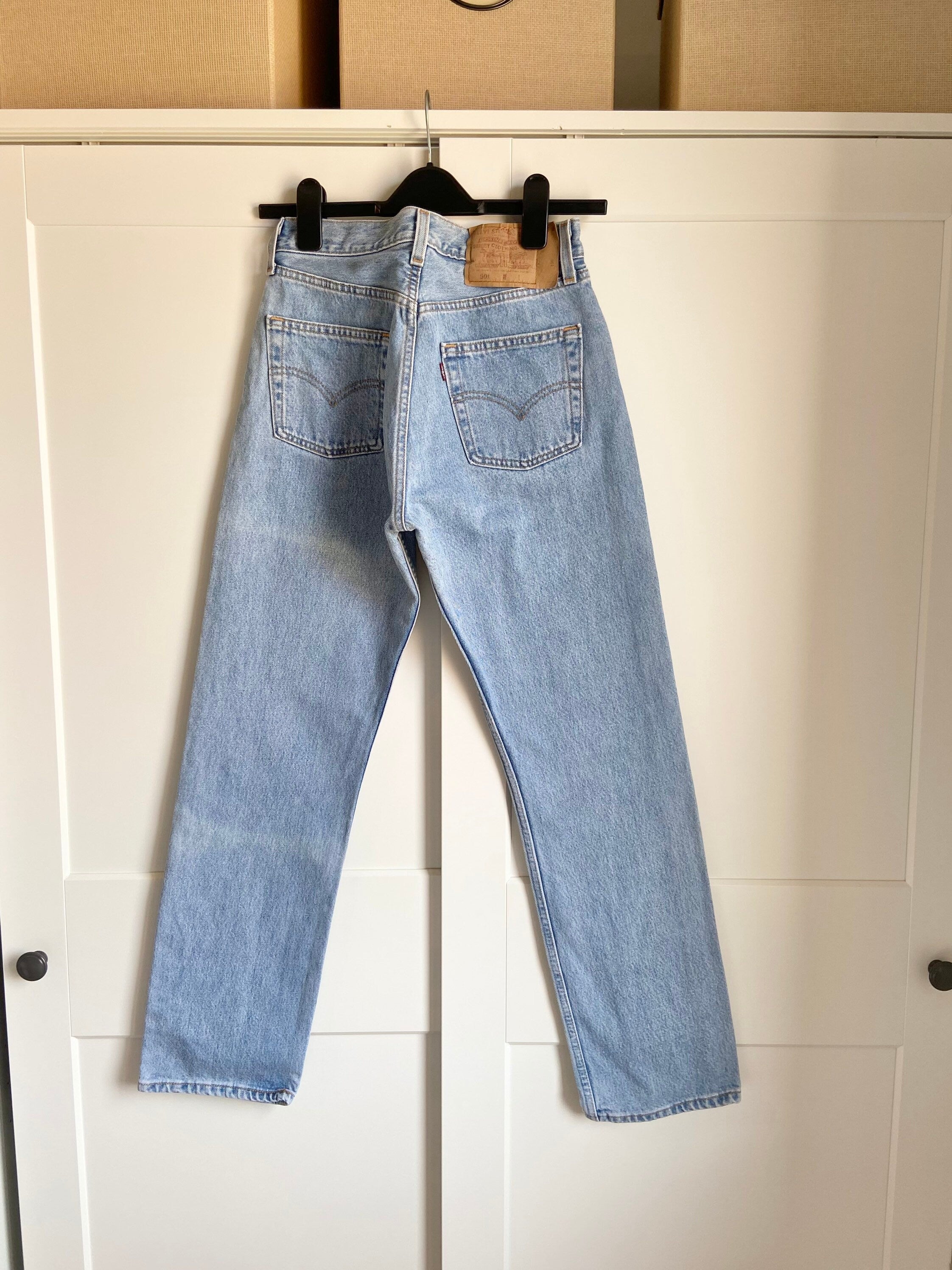 Vintage levis 501 26” made in USA for women