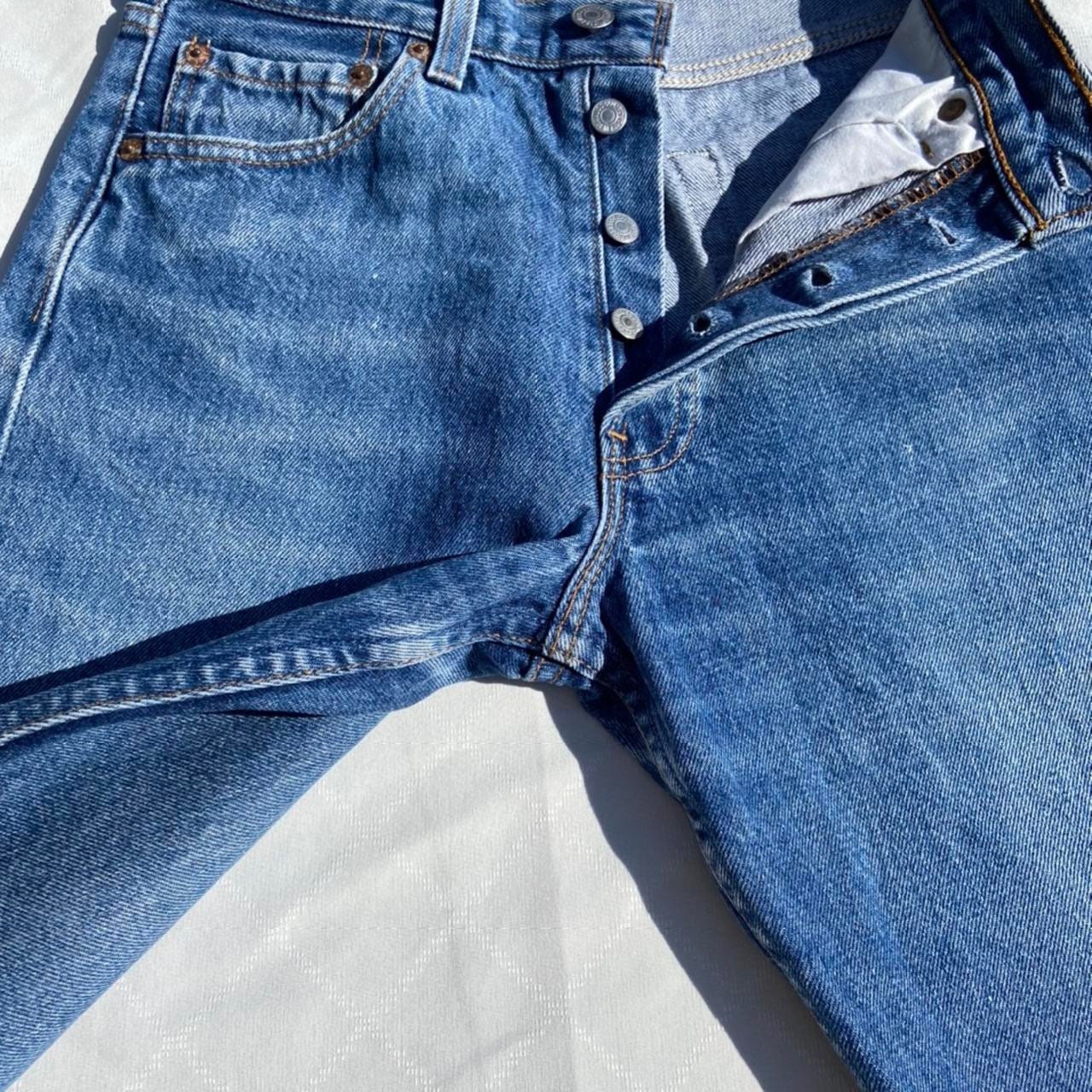 w27 Vintage levis 501 shorts made in USA 90s “for women” tag 26-27” measured waist