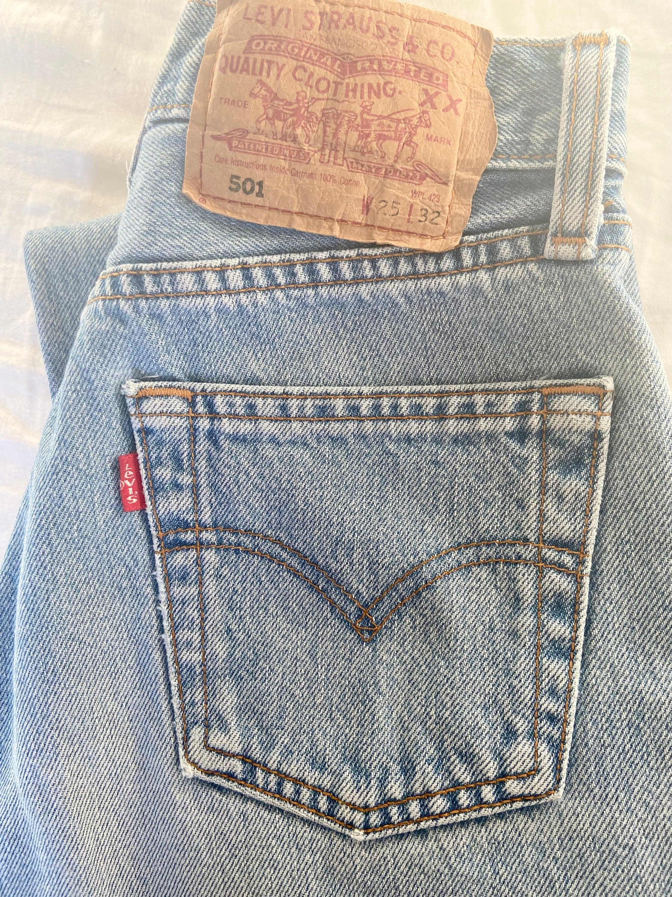 Vintage levis w23” 501