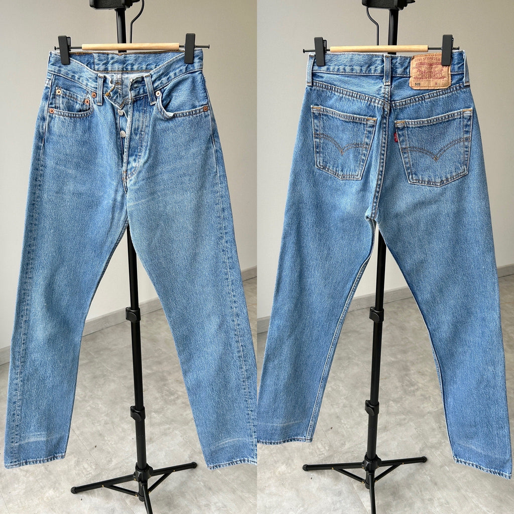 Levis 501 vintage W24 L31 Levi’s 501 faded blue denim made in 90s straight leg 501 vintage blue 501 vintage Levi’s levis