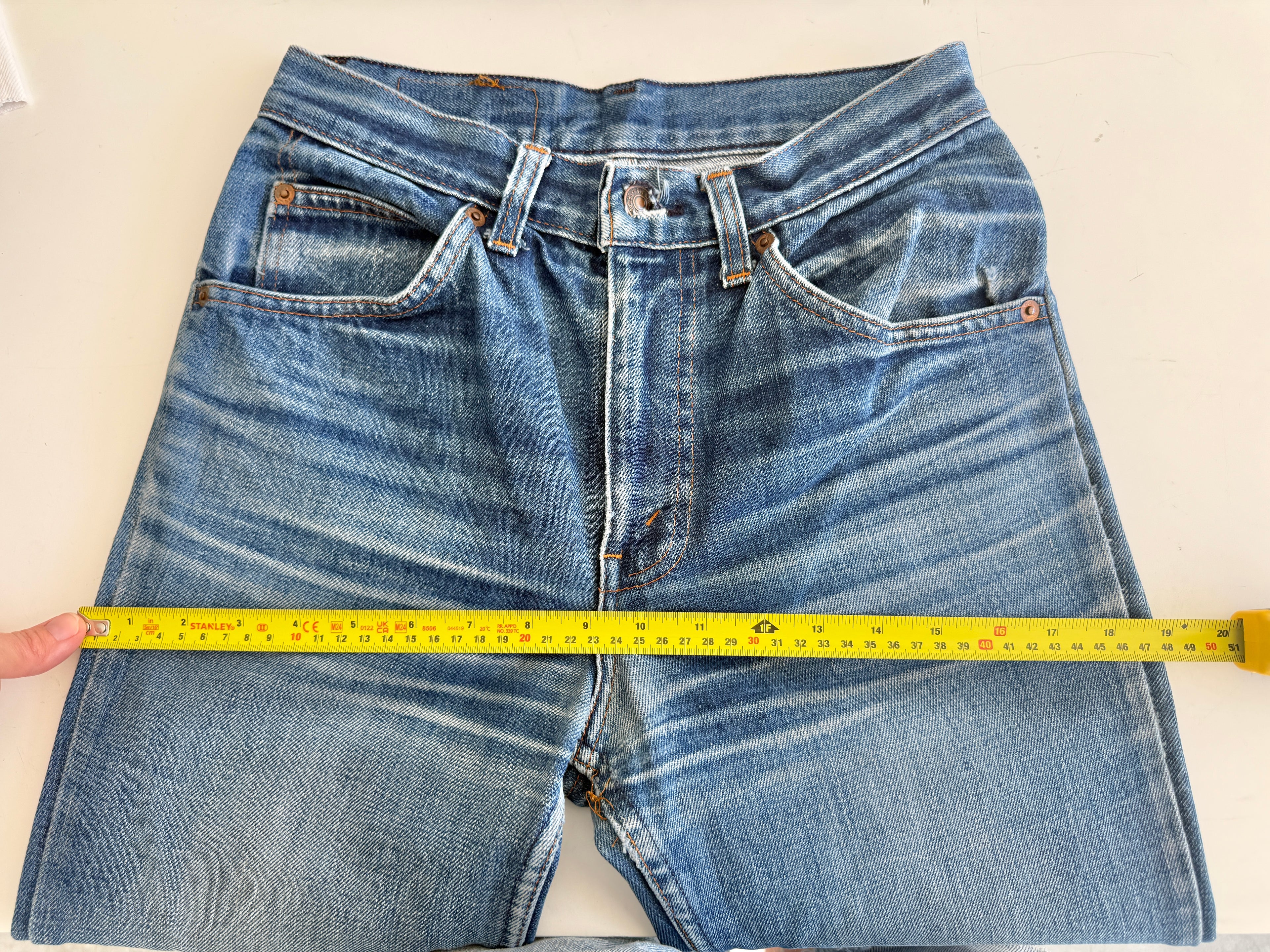 Soft W26 L27 vintage Levis 630 25/26” measured waist dark faded blue 630s 80s
