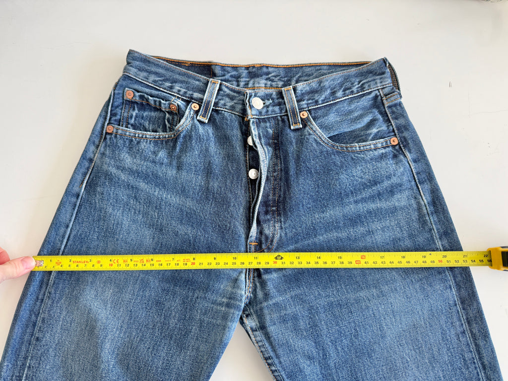 W27 L33 vintage Levis 501 26-27” dark f blue 90s Levi’s 501s USA