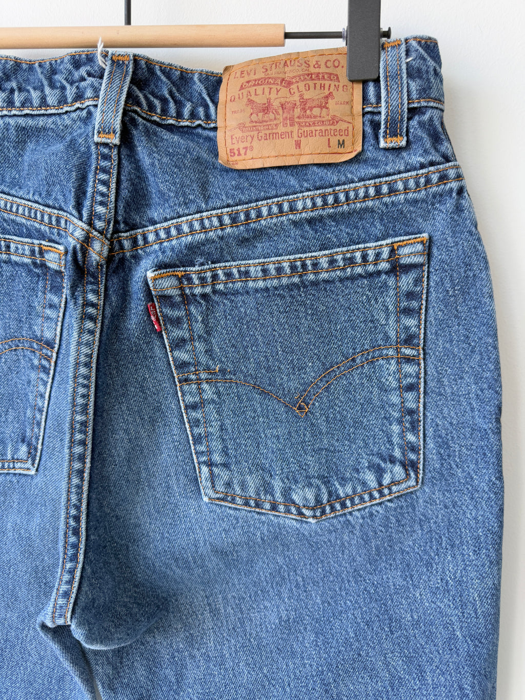 W28 L25 vintage Levis 517 28” measured dark blue 90s Levi’s 517s