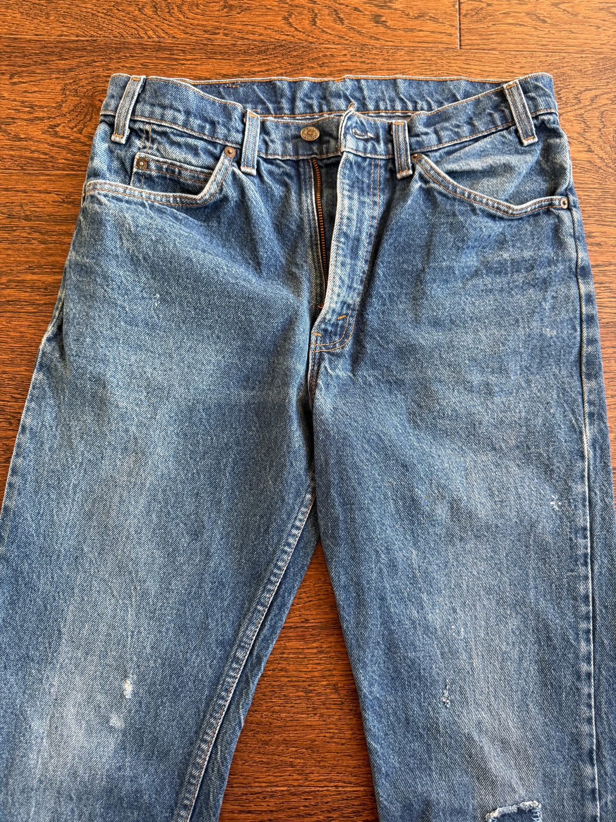 W31 L30 vintage Levis 509s 30/31” measured dark denim patch work blue 90s 509s USA