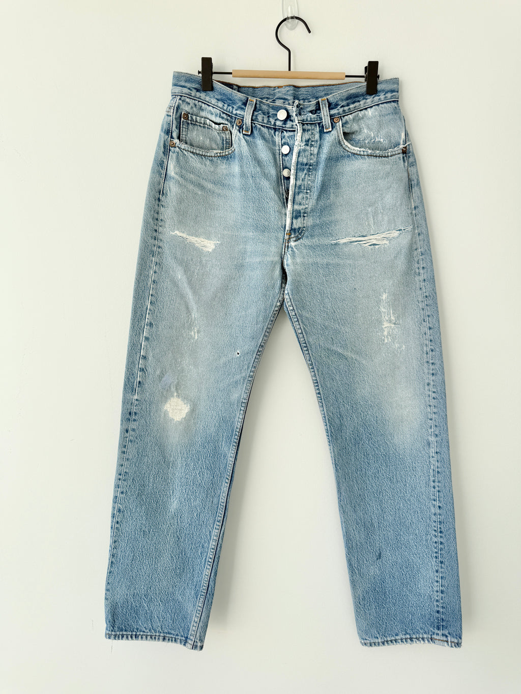 W30 L29 vintage Levis 501 29/30” measured waist faded light blue distressed early 90s USA 501s