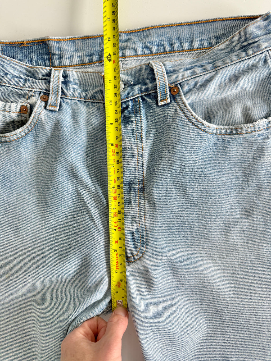 W30 L29 vintage Levis 501 29/30” measured waist light blue 501s made in USA 90s