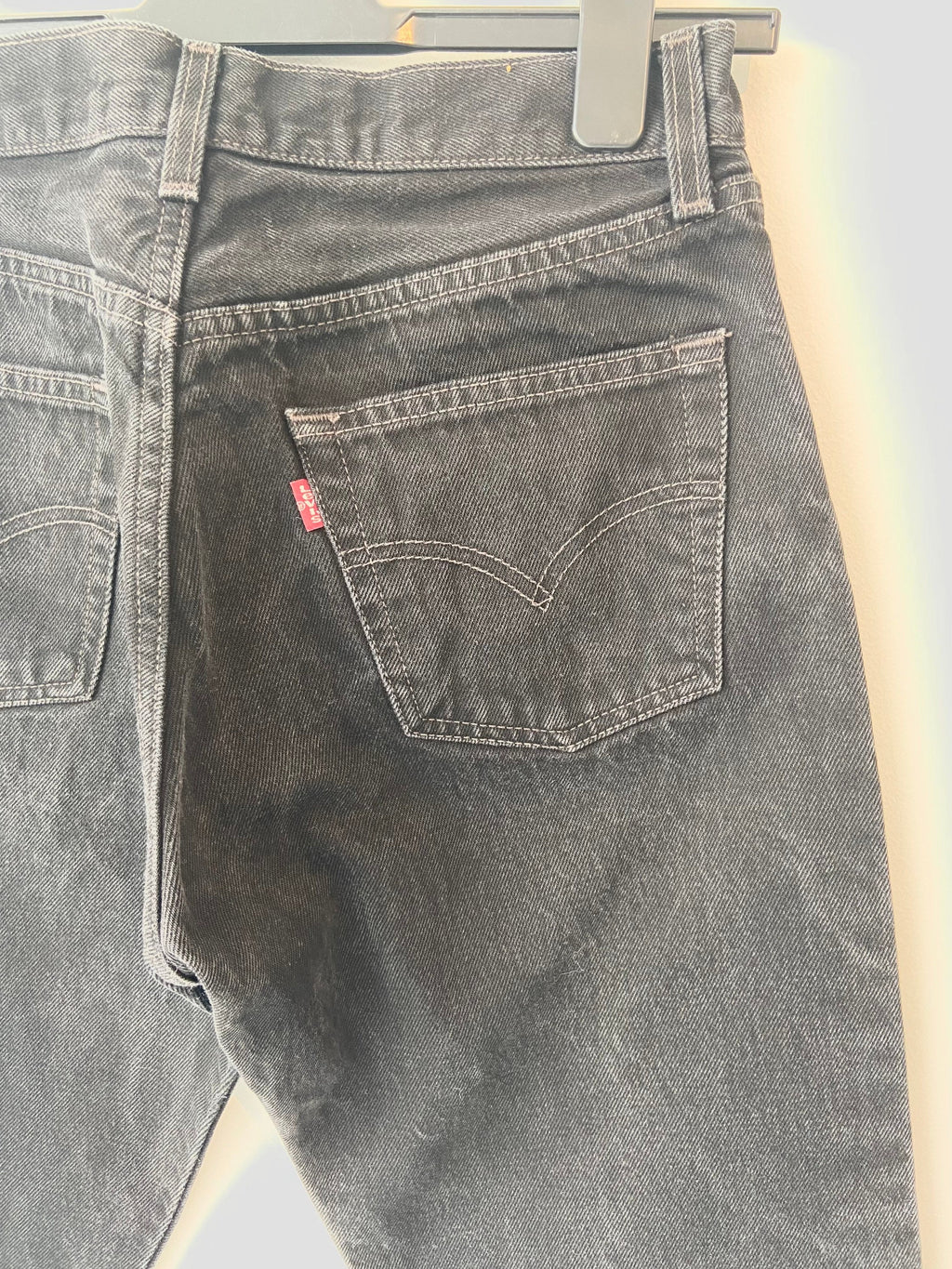 w28 L29 Black Vintage Levi’s 501 made in Mexico 90s straight leg