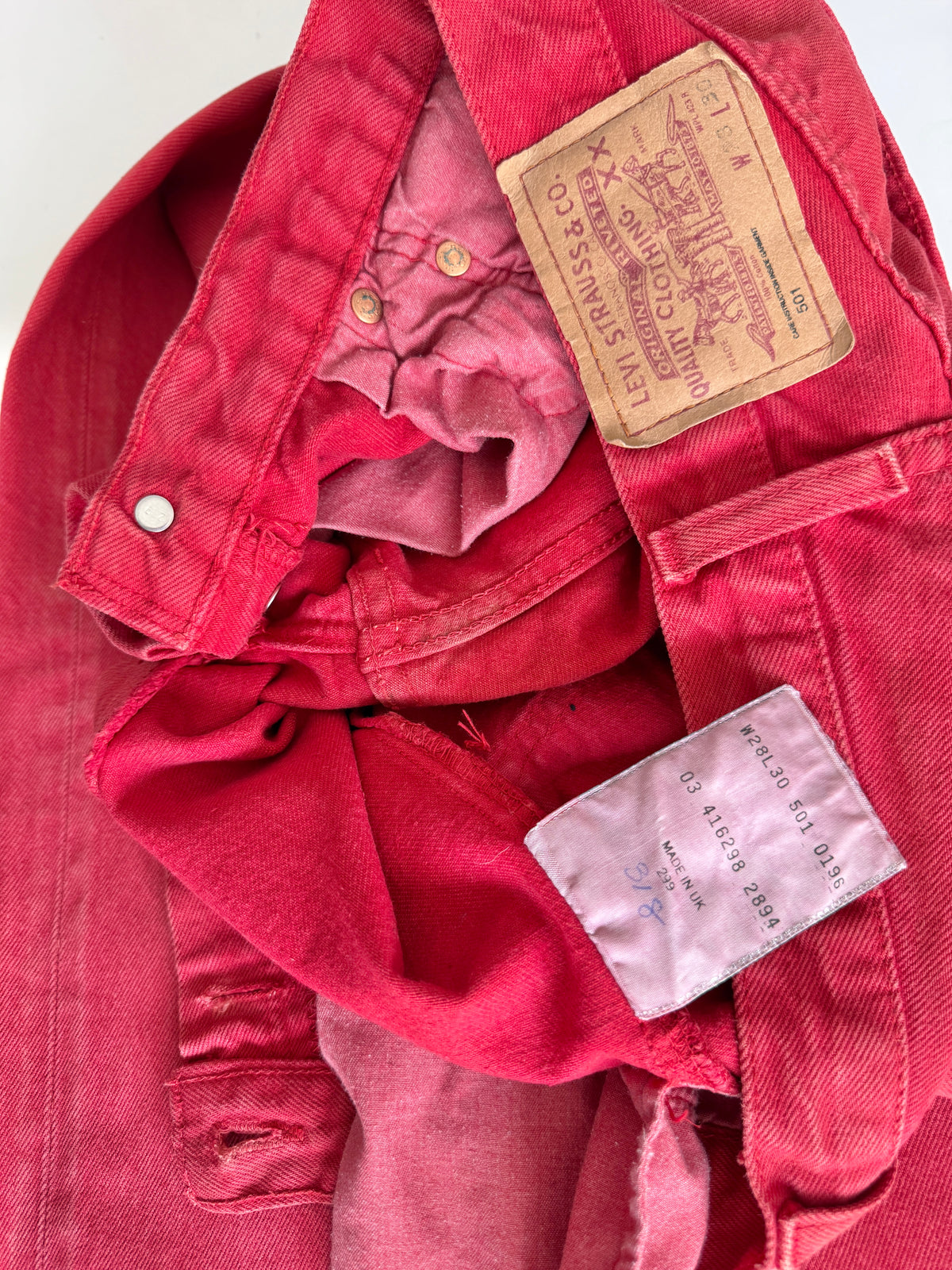 Soft W27 L28 vintage Levis 501 red 26/27” measured waist 501s early 90s