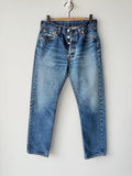 W28 L29 vintage Levis 501 27-28” measured dark raw blue faded denim made in Y2K