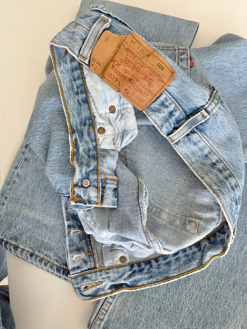 W29 L33 vintage Levis 501 28-29” measured light blue 90s denim Levi’s 501s USA