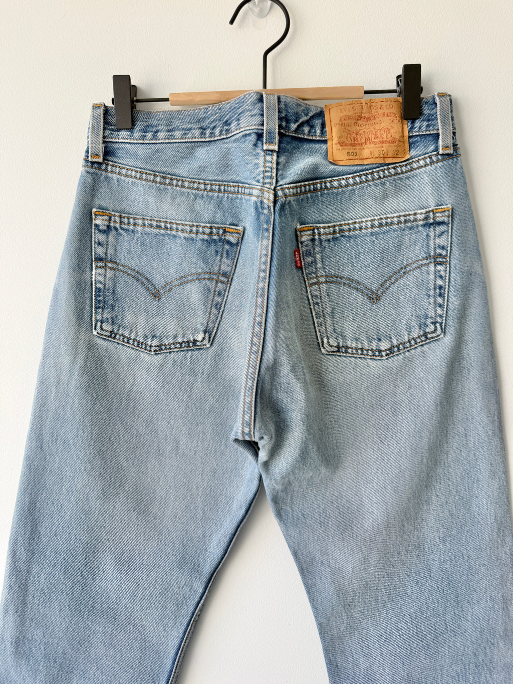 W29 L31 vintage Levis 501 28/29” measured fade light denim USA 501s Y2K