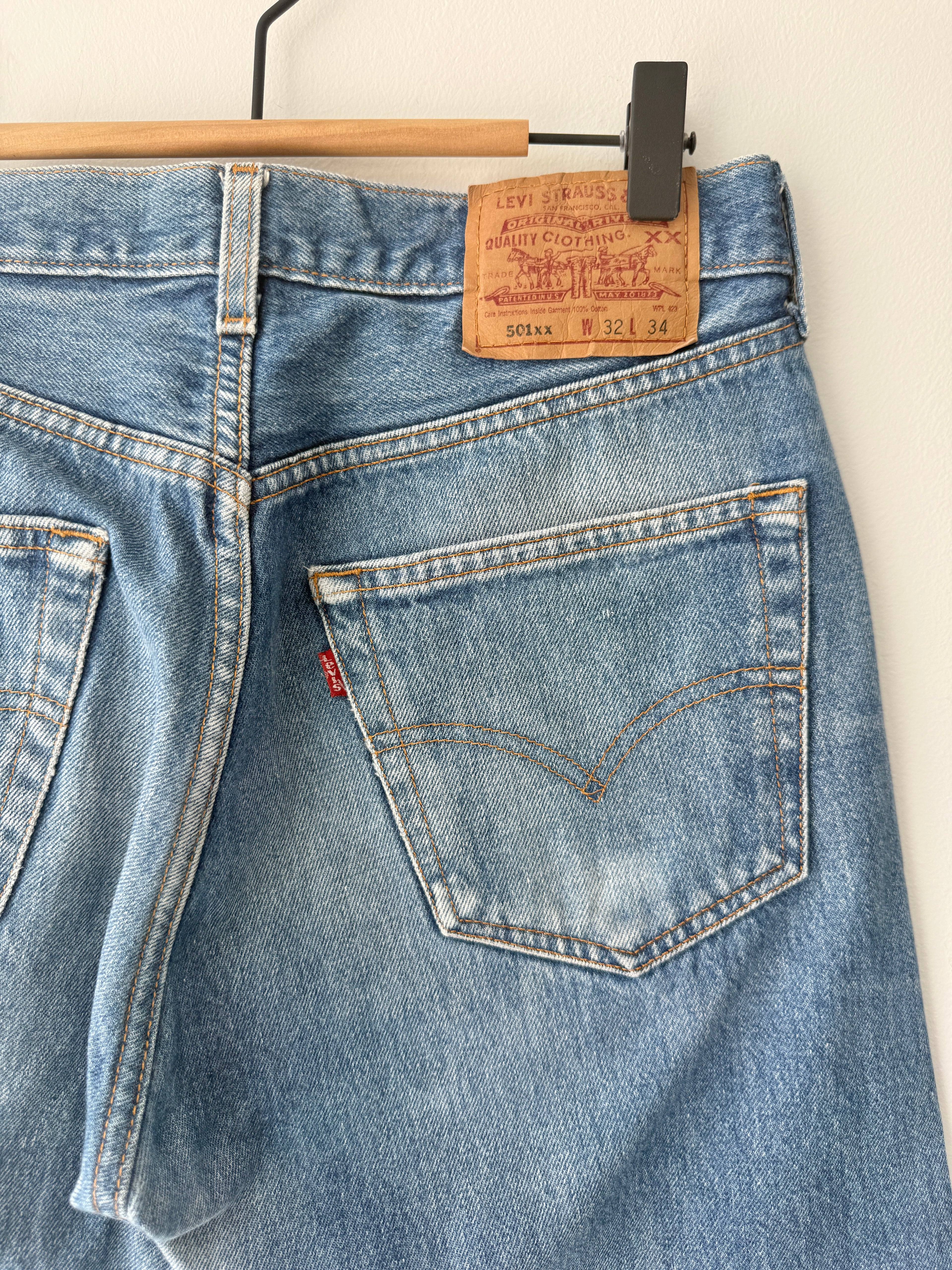 W30 L31 vintage Levis 501xx 29/30” measured waist dark faded blue 501s 90s